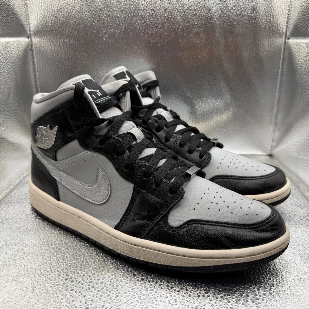Size 11 Nike Air Jordan 1 SE Mid Black Chrome‎ Womens Sneaker Shoes FB9892-002